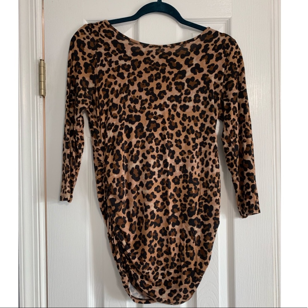 3/4 sleeve leopard maternity shirt
